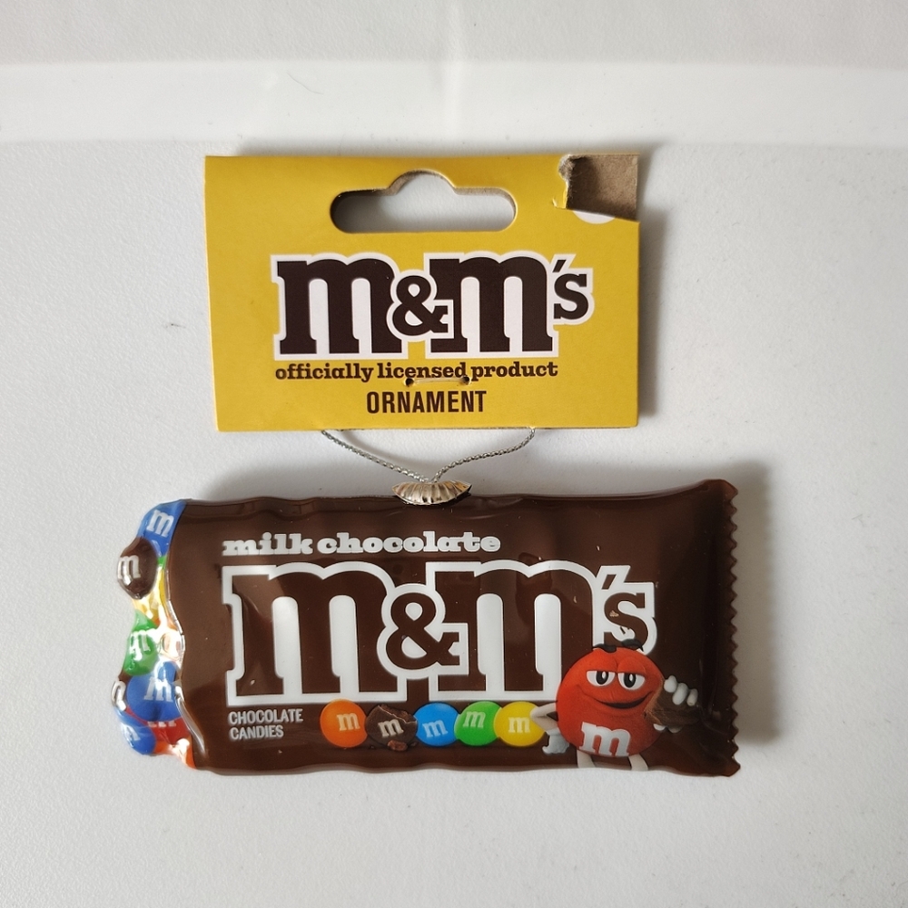 M&M'S Milk Chocolate Ornament with Colorful Candies